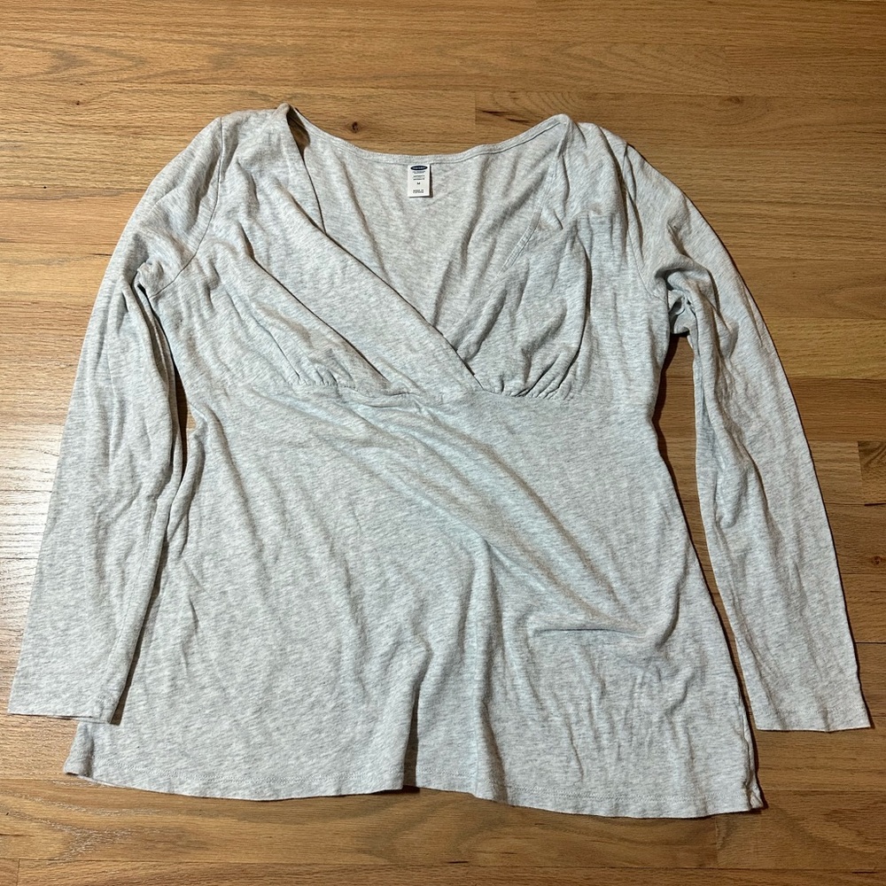 Long sleeve Old Navy Maternity top